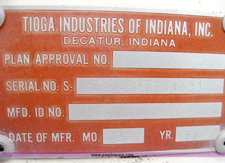 image for item 2016 1977 Dodge F40 motor home