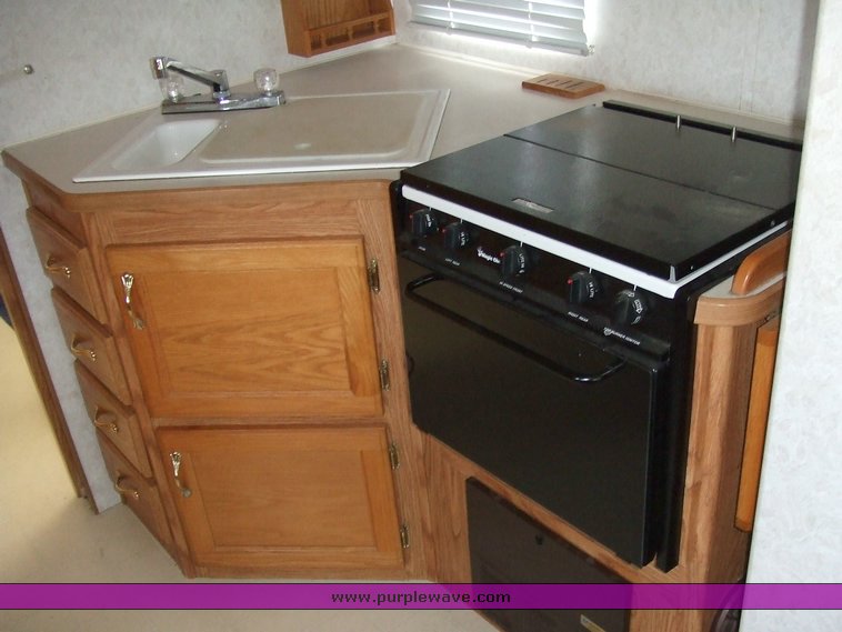 image for item 2035 1998 Ford E Super Duty RV