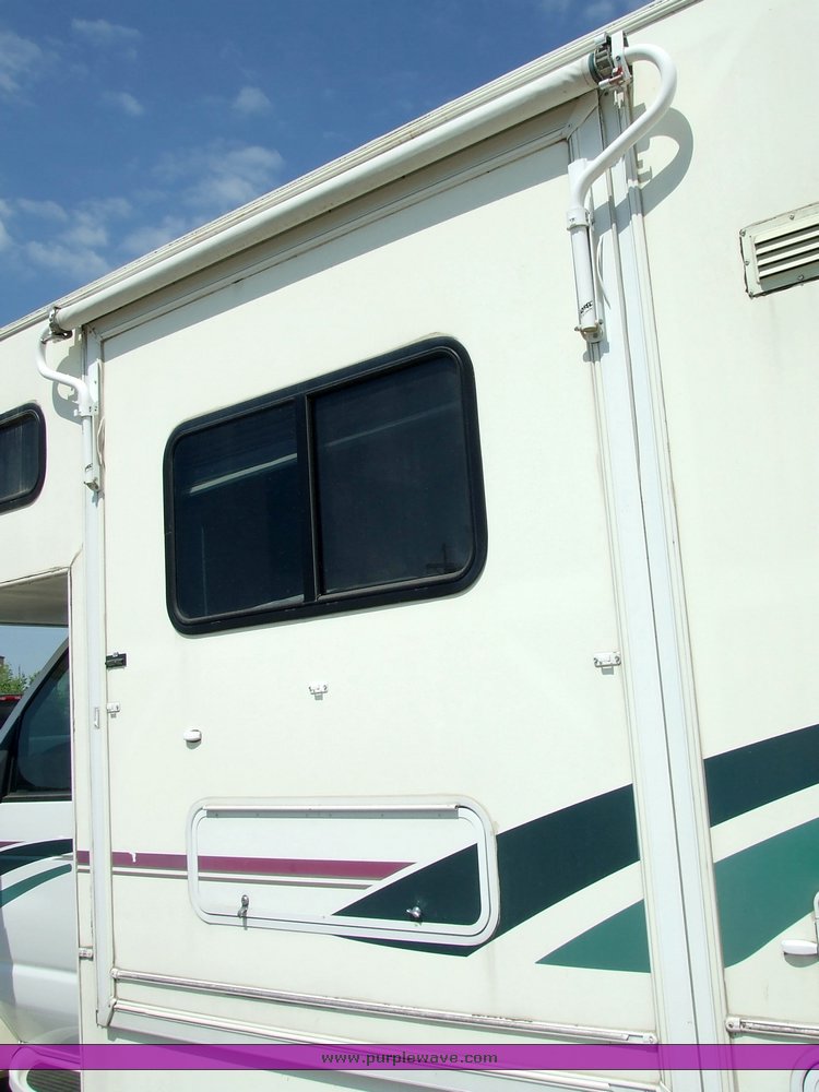 image for item 2035 1998 Ford E Super Duty RV