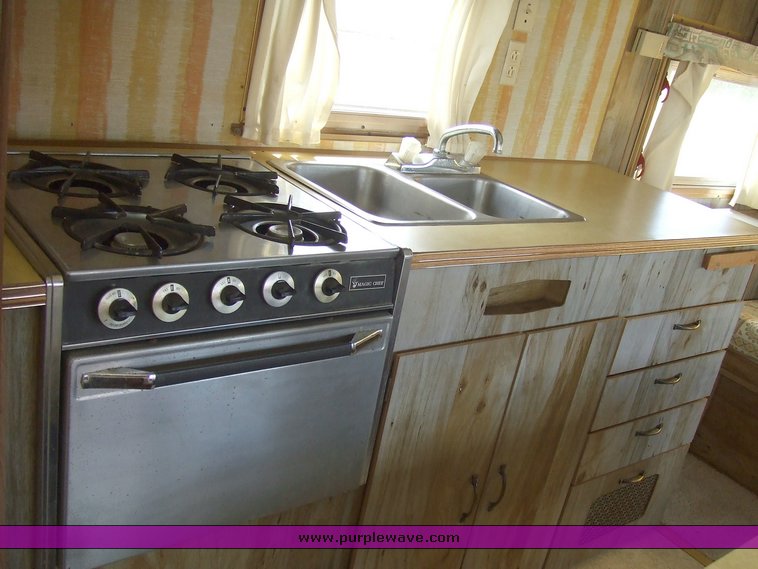 image for item 2135 1979 Coachmen Cadet travel trailer camper