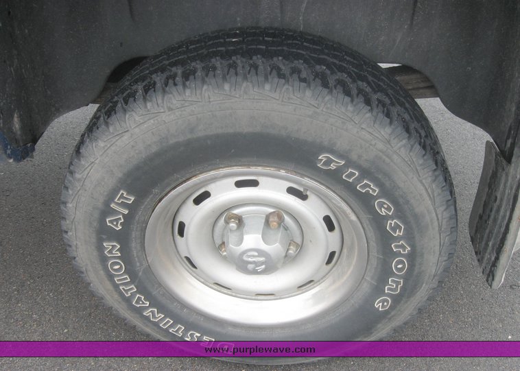 image for item 2497 1999 Dodge Ram 1500 Quad pickup