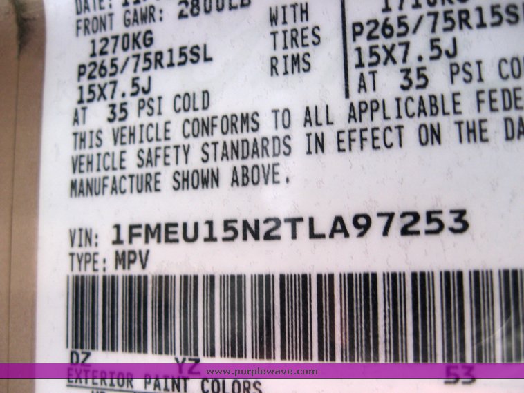 image for item 5259 1996 Ford Bronco XLT