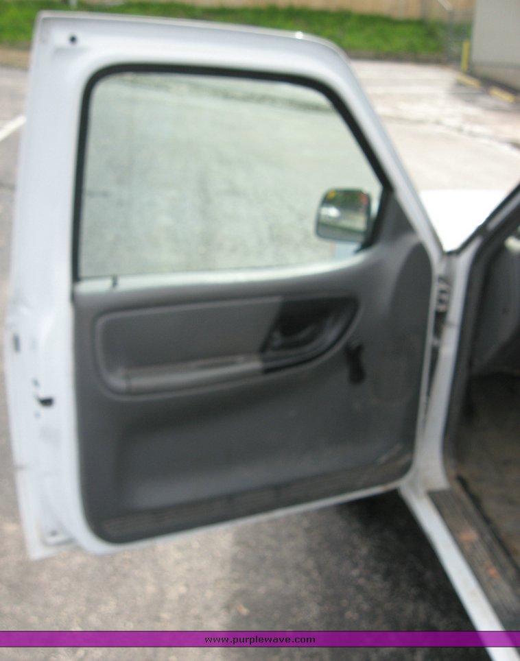 image for item 5263 2005 Ford Ranger