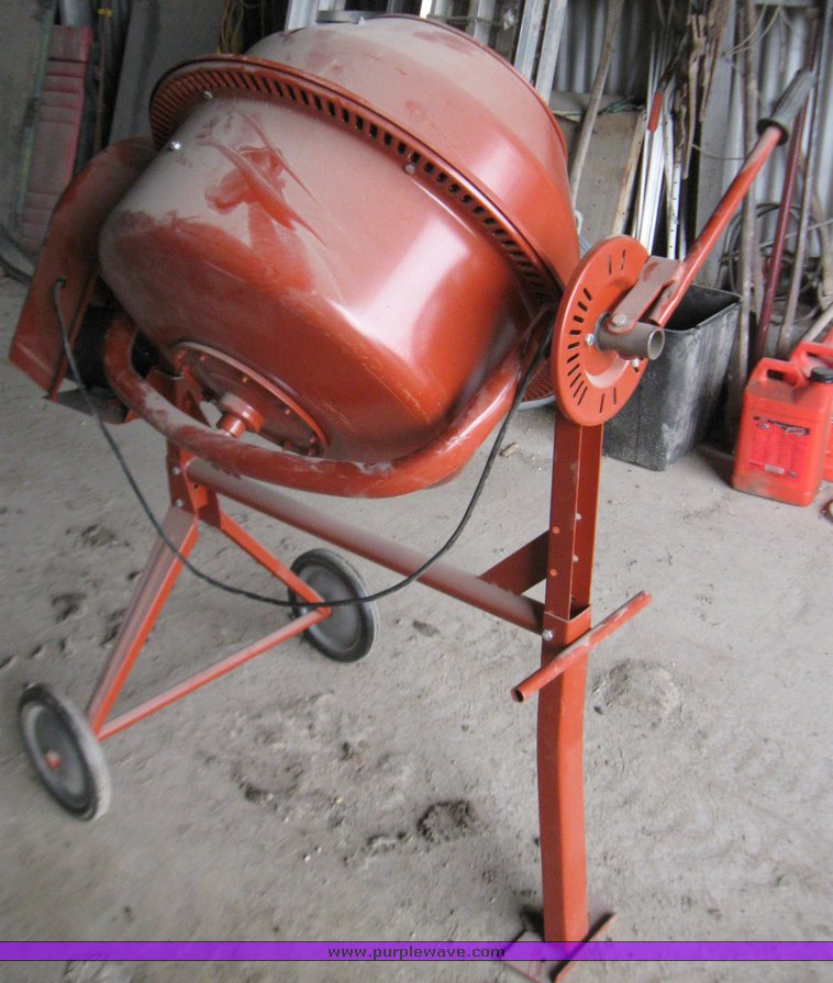 image for item 7065 Central Machinery cement mixer