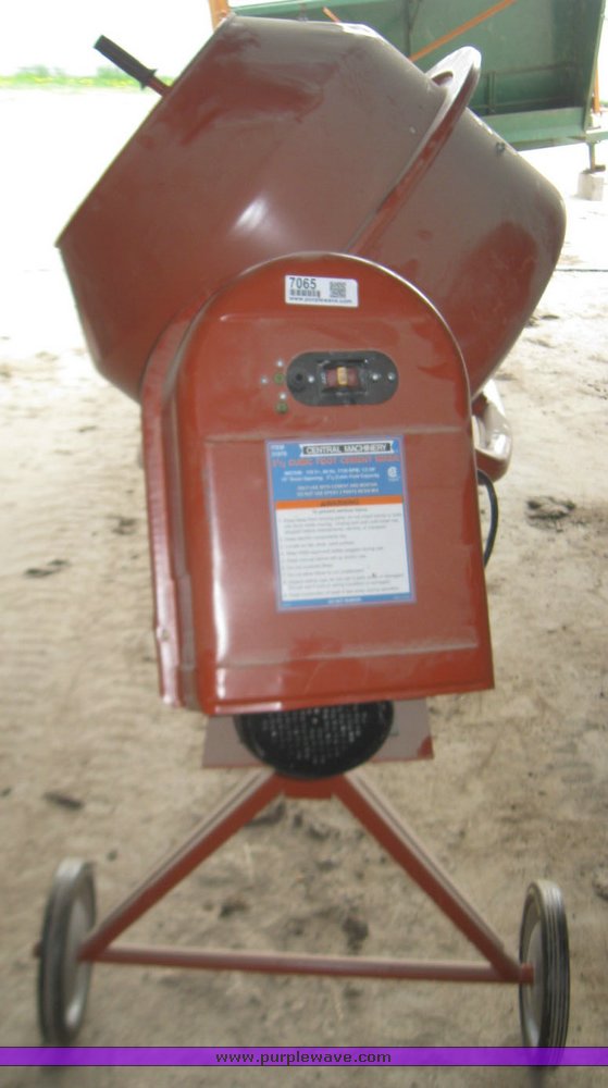 image for item 7065 Central Machinery cement mixer
