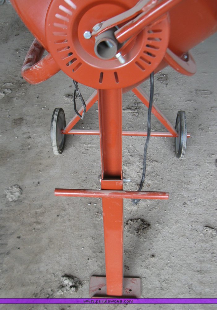 image for item 7065 Central Machinery cement mixer