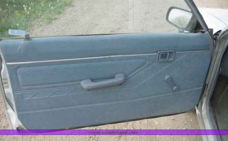 image for item 7118 1985 Mazda GLC