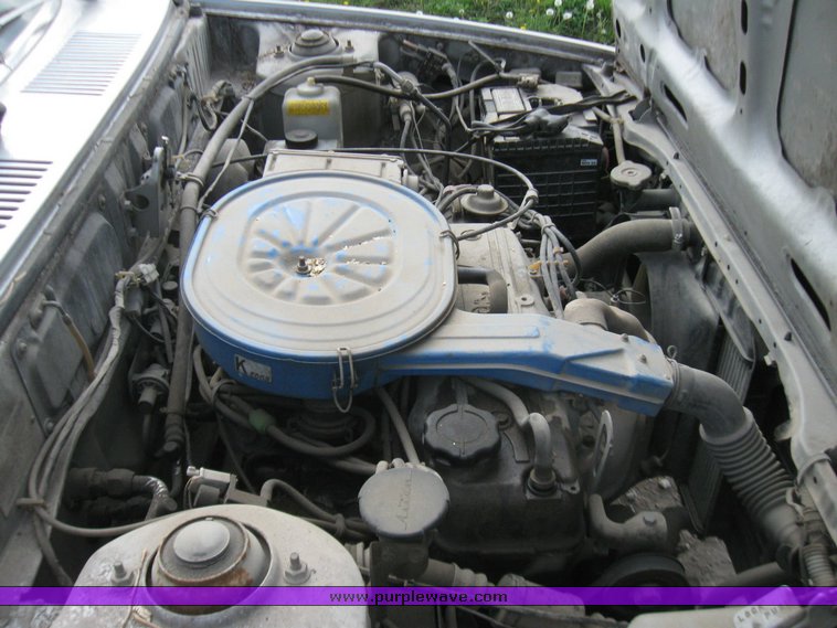 image for item 7118 1985 Mazda GLC