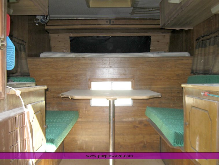 image for item 7272 Pickup camper