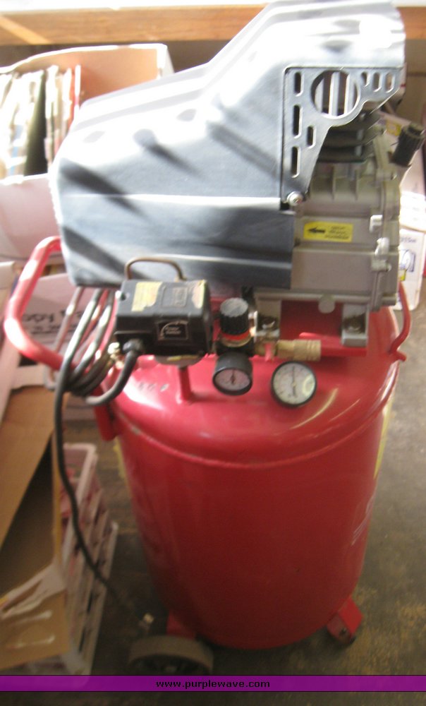 image for item 7280 Central Pneumatic air compressor