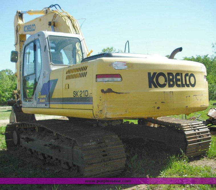 image for item 1013 2006 Kobelco SK210LC excavator