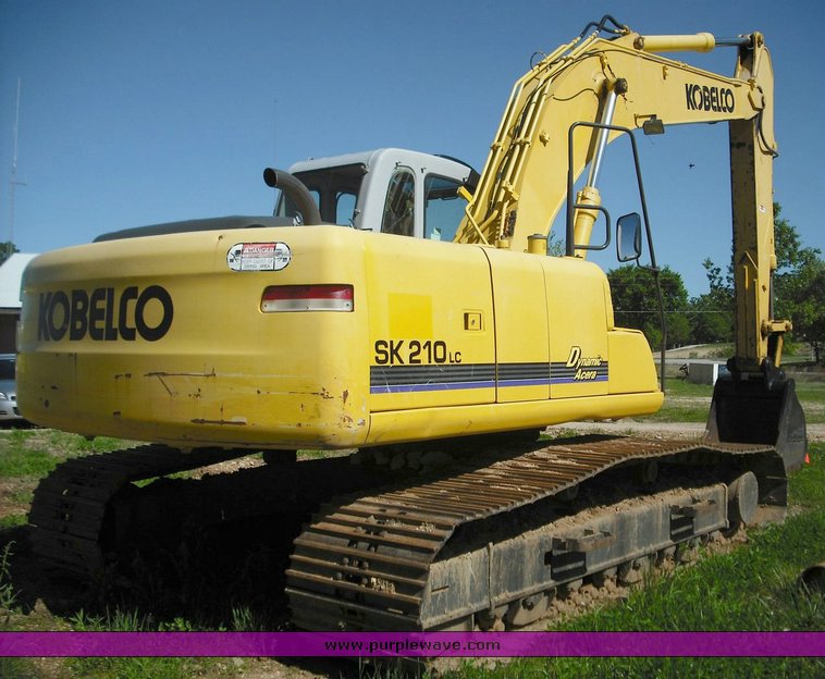 image for item 1013 2006 Kobelco SK210LC excavator
