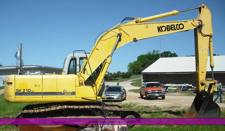 image for item 1013 2006 Kobelco SK210LC excavator