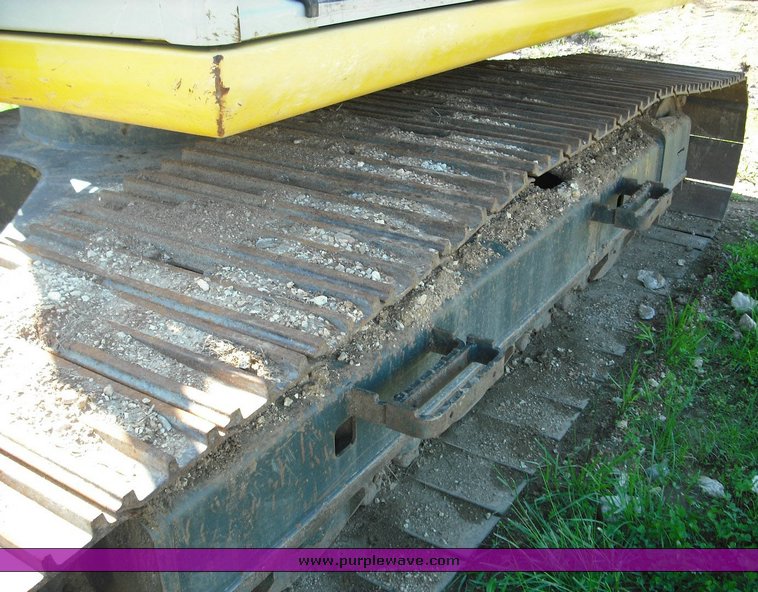 image for item 1013 2006 Kobelco SK210LC excavator