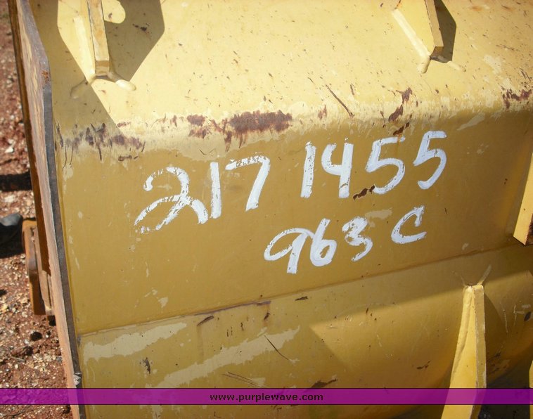 image for item 1014 2001 Caterpillar 963C track loader