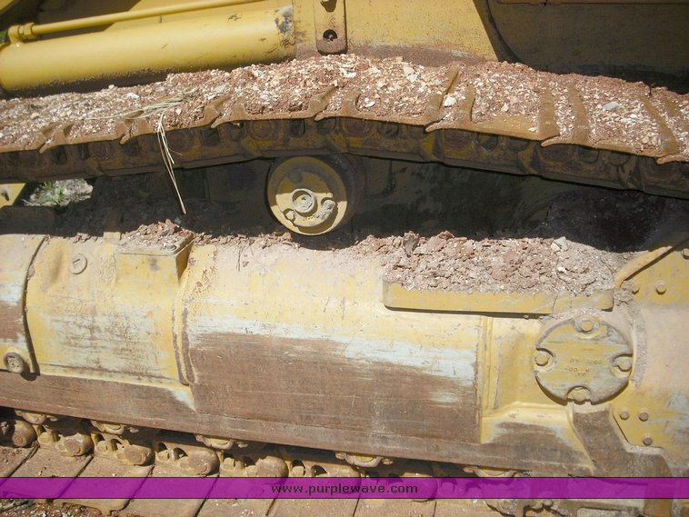 image for item 1014 2001 Caterpillar 963C track loader