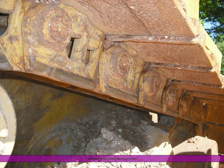 image for item 1014 2001 Caterpillar 963C track loader