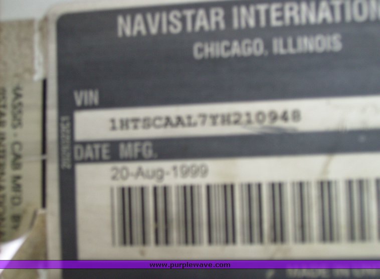 image for item 1031 2000 International 4700 4x2 truck with dump bed