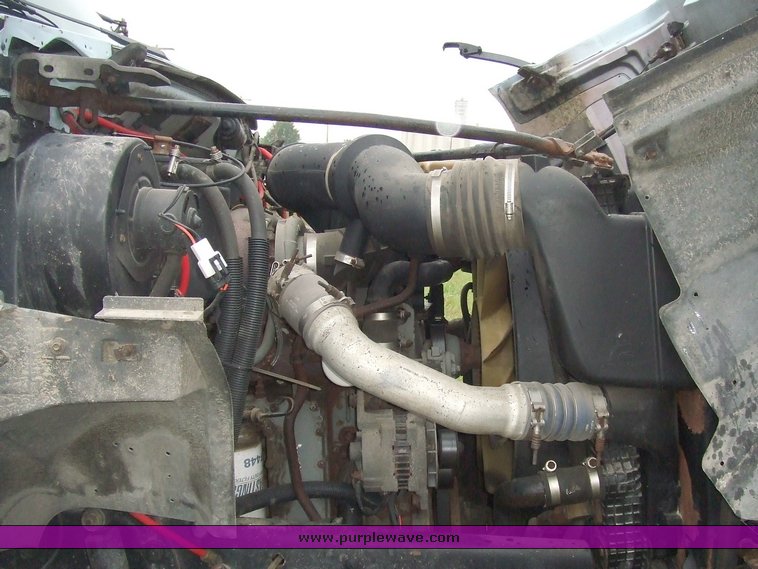 image for item 2136 1997 Ford F800 dump truck