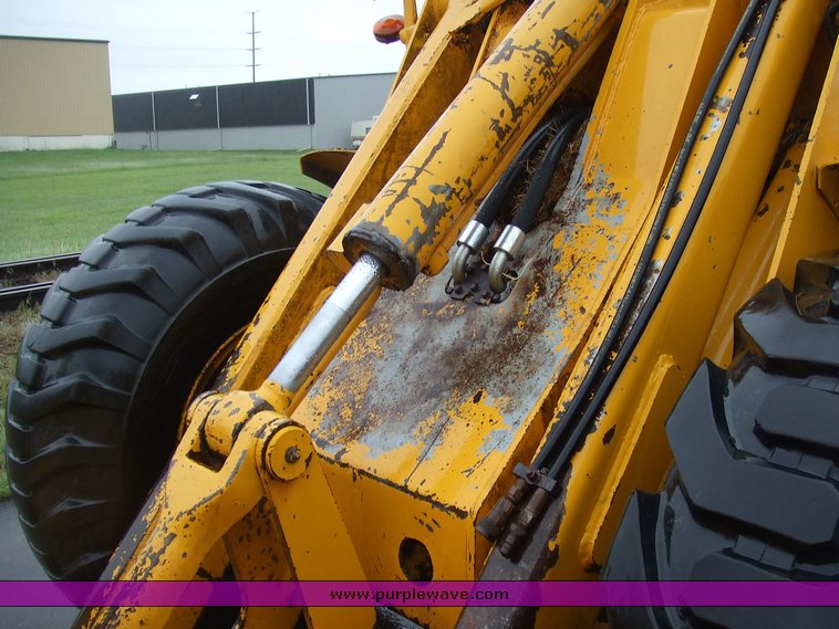 image for item 2140 1974 John Deere 544-B wheel loader