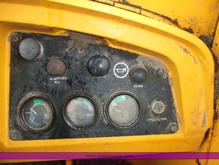 image for item 2140 1974 John Deere 544-B wheel loader