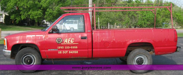 image for item 2192 1992 Chevrolet C2500 pickup