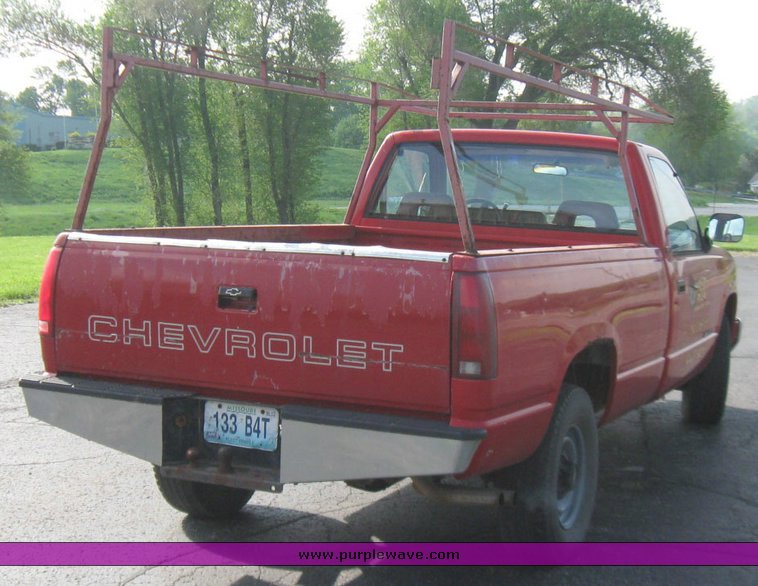 image for item 2192 1992 Chevrolet C2500 pickup