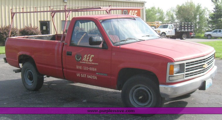 image for item 2192 1992 Chevrolet C2500 pickup