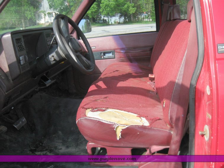 image for item 2192 1992 Chevrolet C2500 pickup