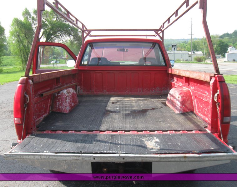 image for item 2192 1992 Chevrolet C2500 pickup