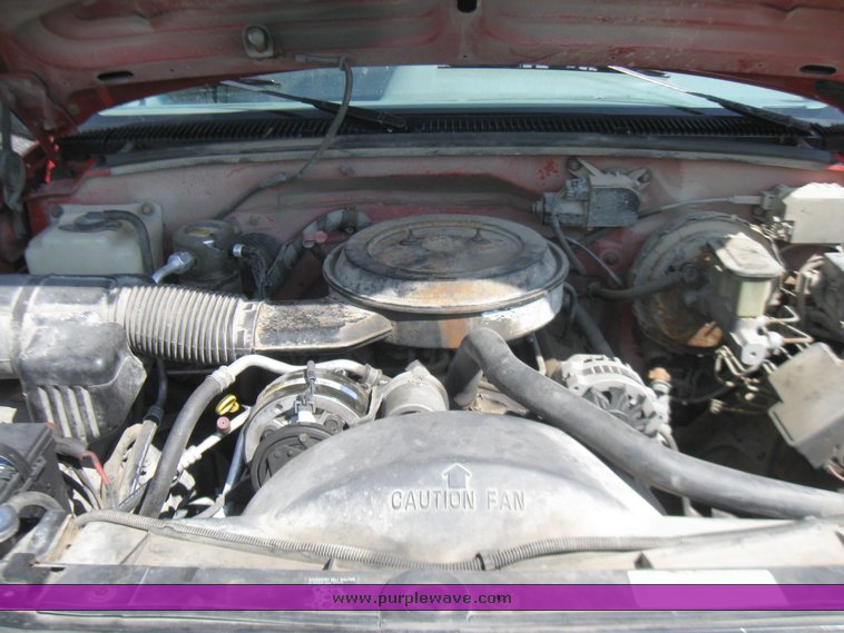 image for item 2193 1995 Chevrolet C2500 pickup