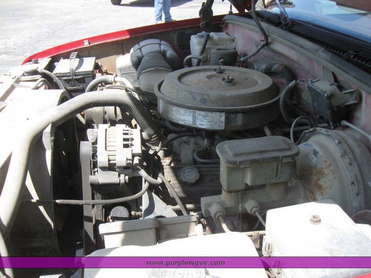 image for item 2201 1995 Chevrolet C2500 pickup