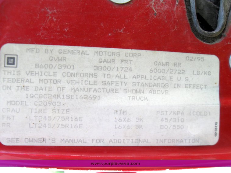 image for item 2201 1995 Chevrolet C2500 pickup