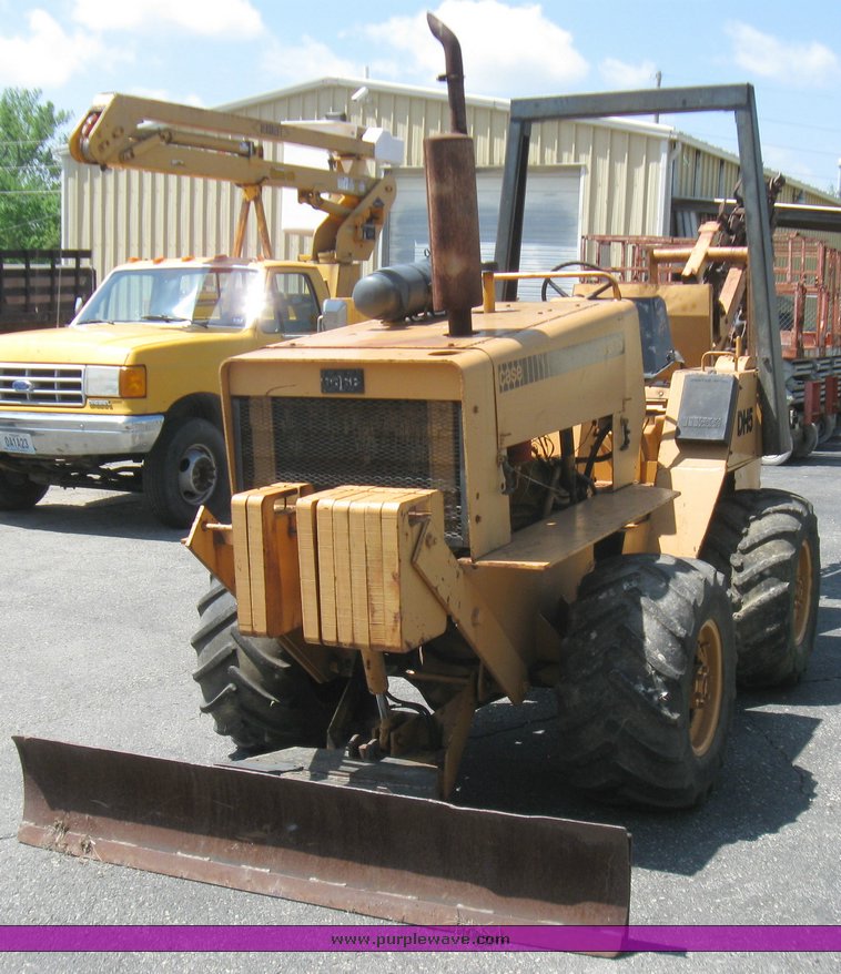 image for item 2203 1989 Case DH5 trencher