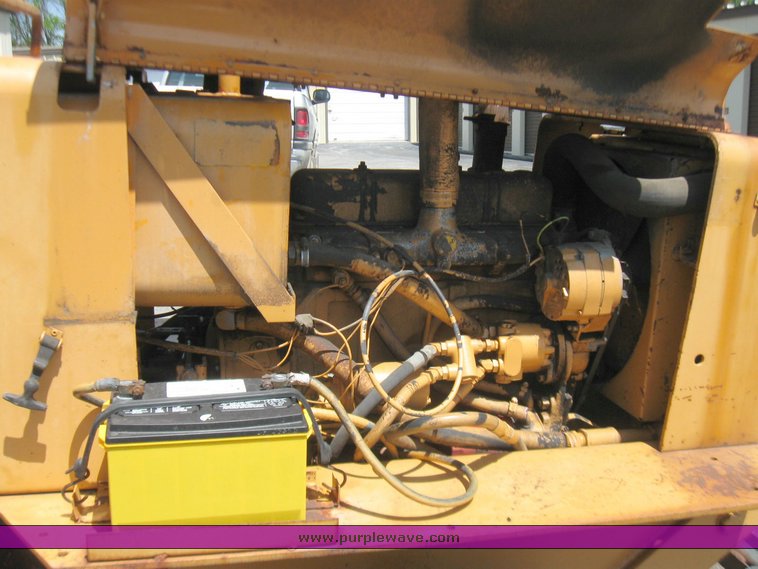 image for item 2203 1989 Case DH5 trencher