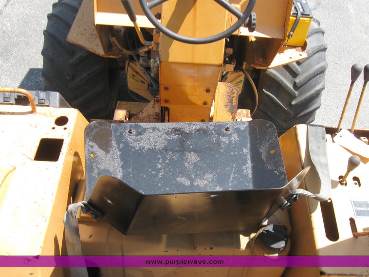 image for item 2203 1989 Case DH5 trencher