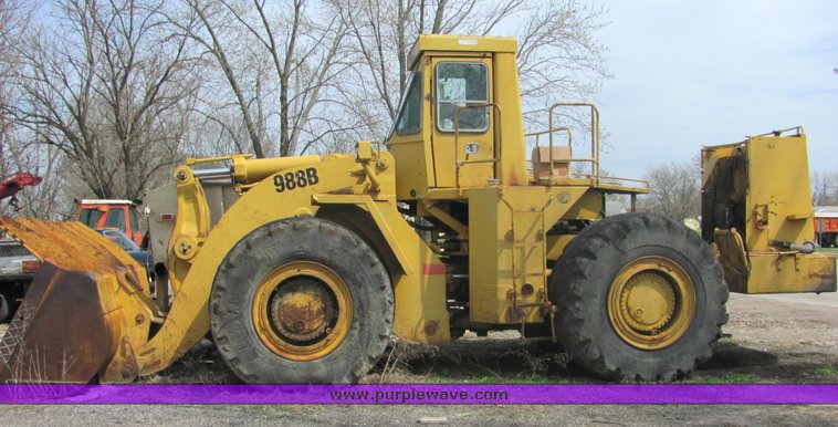 image for item 3141 1984 Caterpillar 988B wheel loader