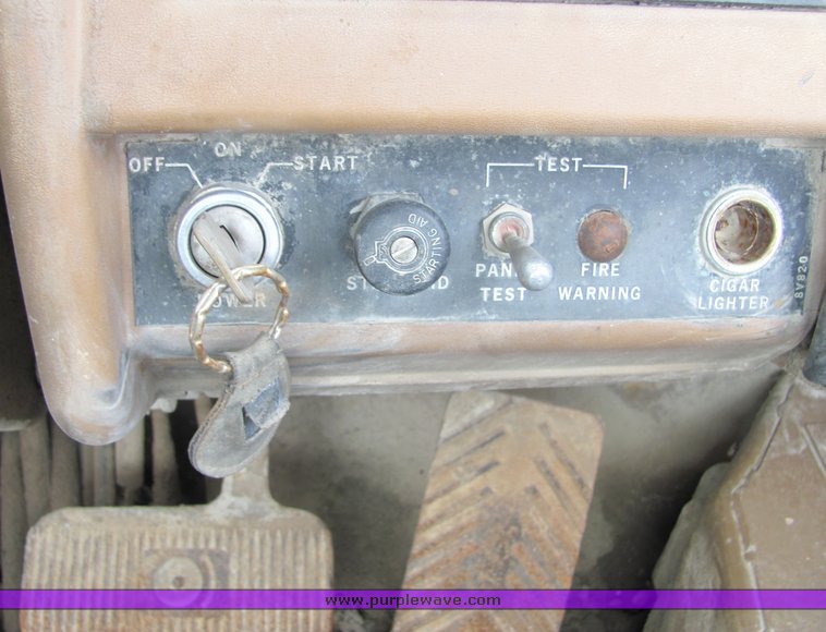 image for item 3141 1984 Caterpillar 988B wheel loader