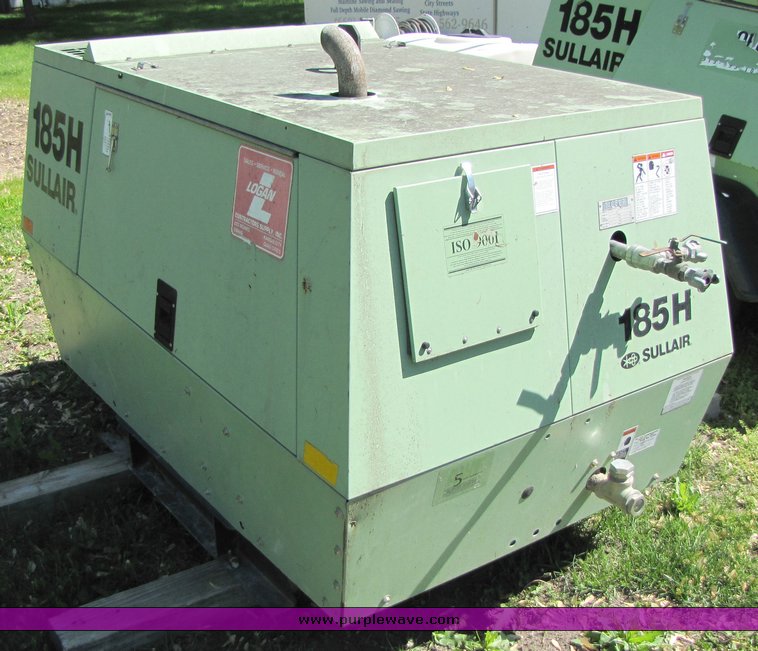 image for item 3229 Sullair 185H air compressor on skids