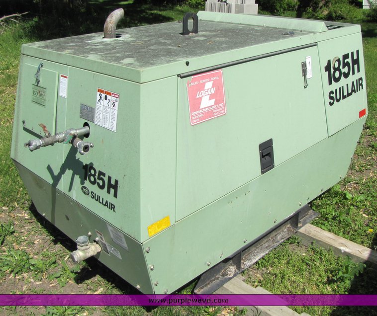 image for item 3229 Sullair 185H air compressor on skids