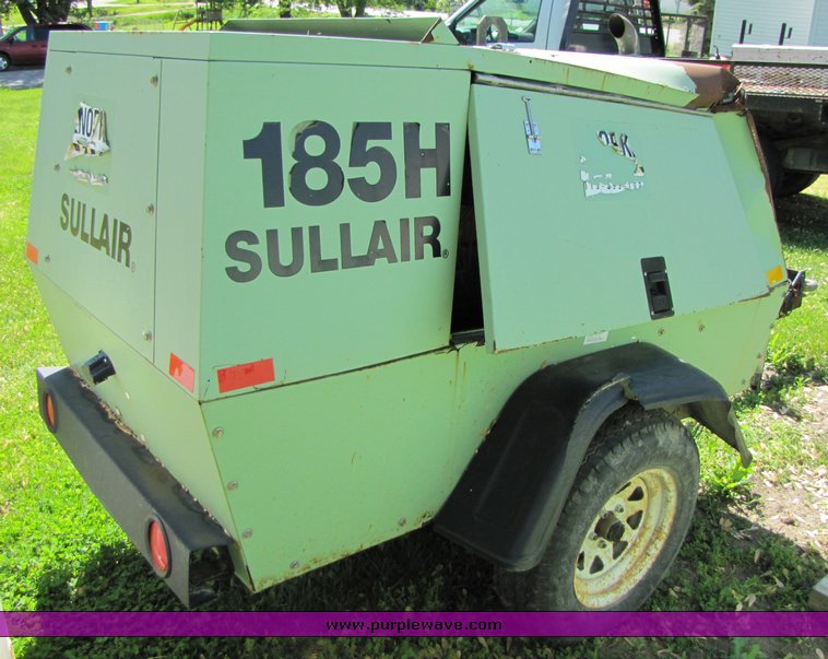 image for item 3230 Sullair 185H air compressor on trailer