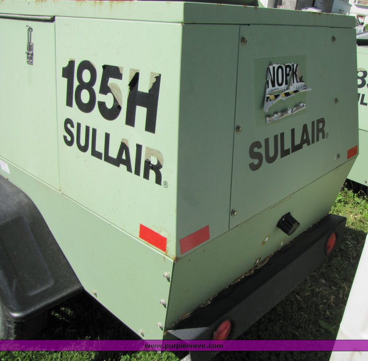 image for item 3230 Sullair 185H air compressor on trailer