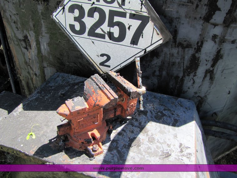 image for item 3233 Cimline 225D melter/applicator