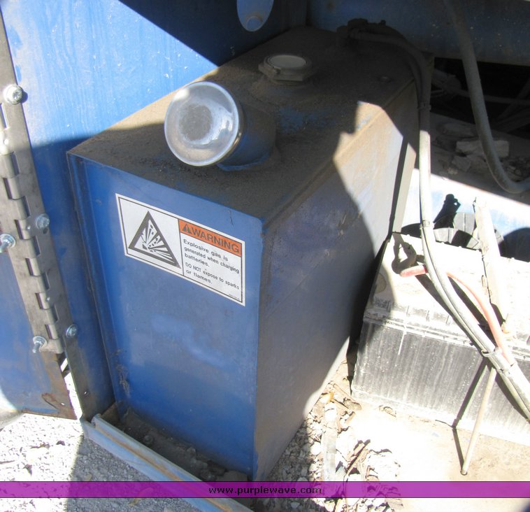 image for item 3244 Up Right SL30SL scissor lift