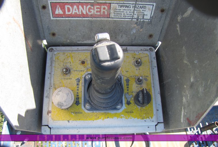 image for item 3244 Up Right SL30SL scissor lift