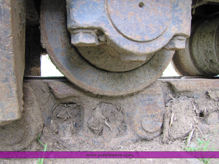 image for item 3270 1995 Daewoo 220 LC III Excavator