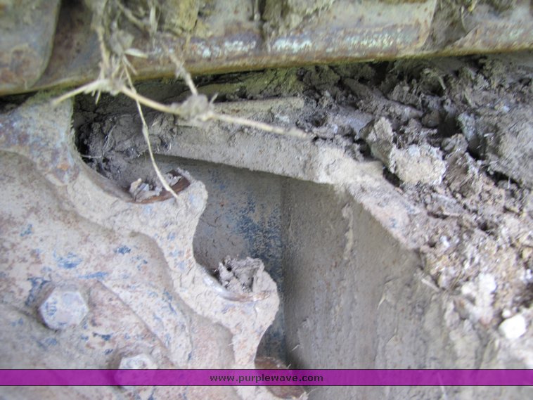 image for item 3270 1995 Daewoo 220 LC III Excavator