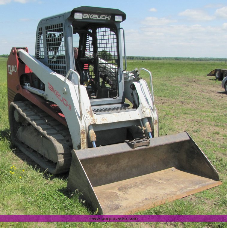 image for item 3271 2006 Takeuchi TL-140 skid steer