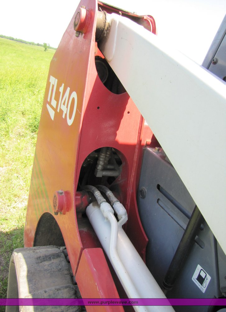 image for item 3271 2006 Takeuchi TL-140 skid steer