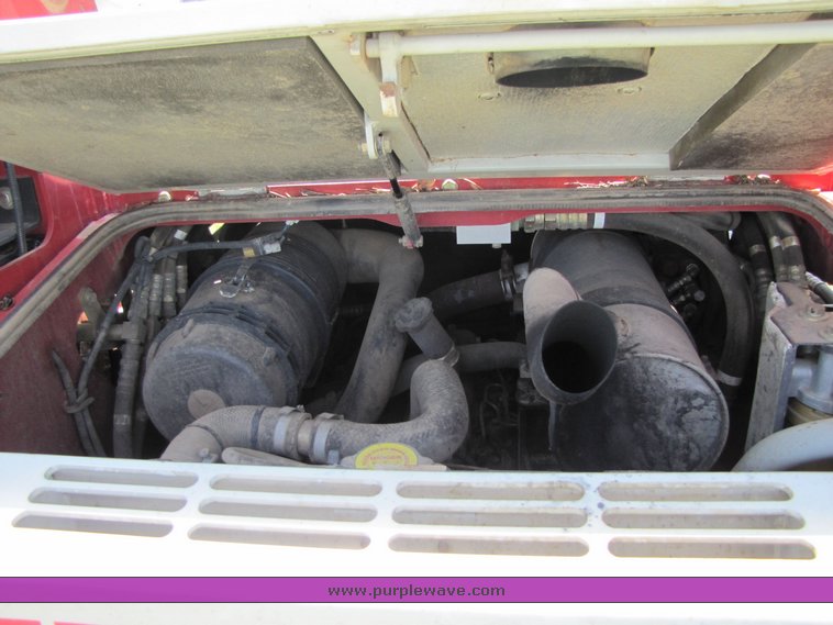 image for item 3271 2006 Takeuchi TL-140 skid steer